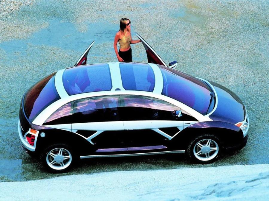  ItalDesign Structura 1998 года  (фото 11 из 14)